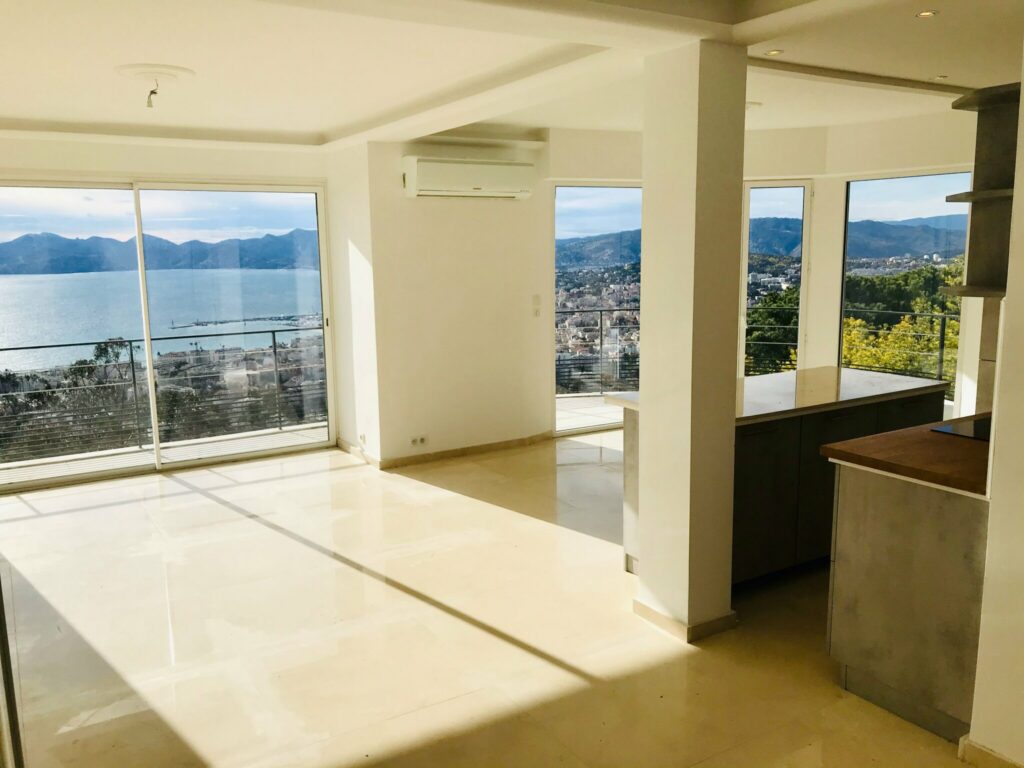 Dans bastide, appartement refait à neuf – 4 pièces – 2 chambres – 71 m²