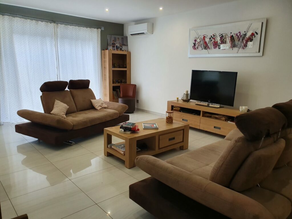 Appartement – 3 pièces – 2 chambres – 82 m²