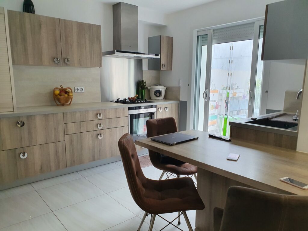 Appartement – 3 pièces – 2 chambres – 82 m²