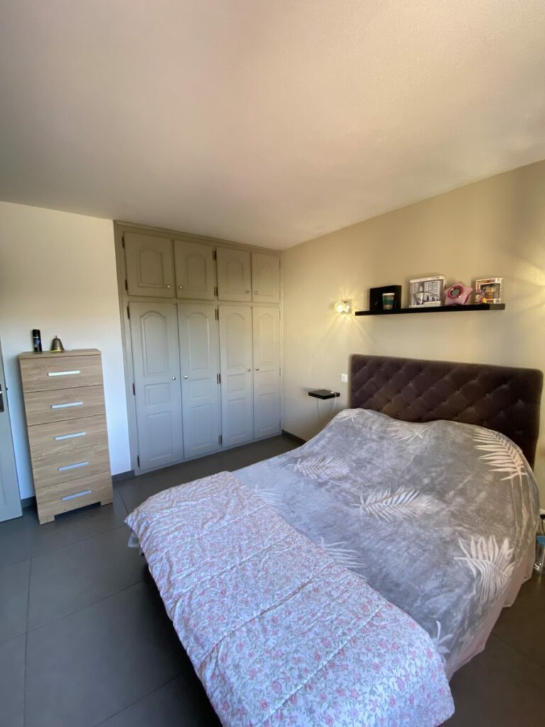 Appartement – 3 pièces – 1 chambre – 85 m²