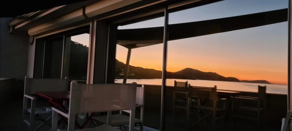 Maison des Rêves, maison et appartements les pieds dans l’eau – 6 chambres – 18 voyageurs