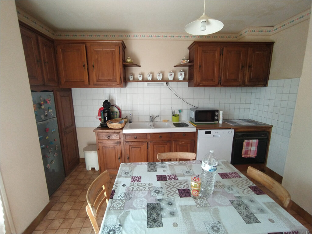  MAISON SUR MAURS AVEC UNE BELLE VUE