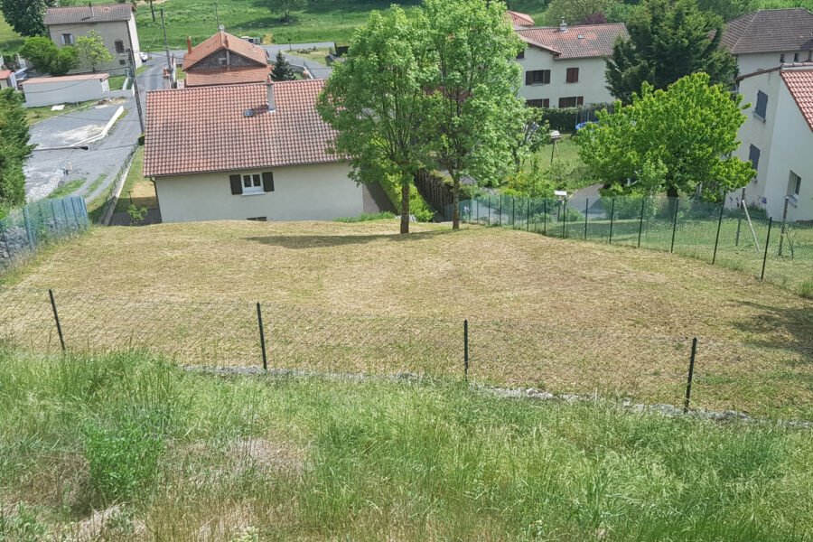 Terrain à vendre à Polignac