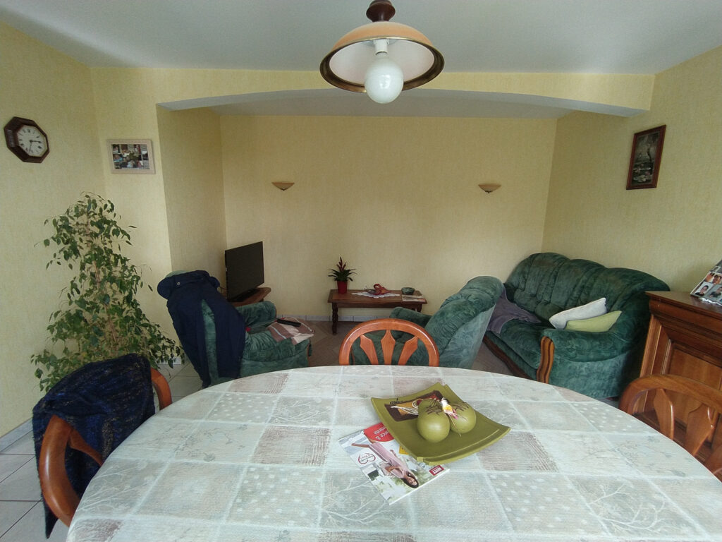  MAISON SUR MAURS AVEC UNE BELLE VUE