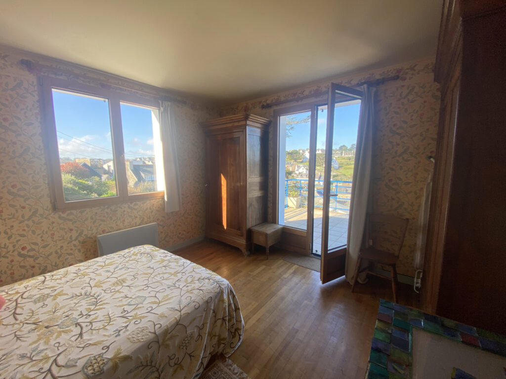 Maison de 130m2 sur un terrain constructible de 1708m2 avec