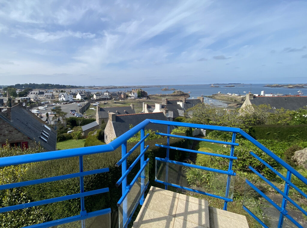 Maison de 130m2 sur un terrain constructible de 1708m2 avec