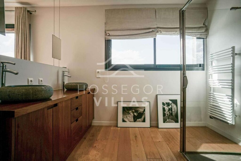 Villa Zopopa – 5 chambres – 10 voyageurs – 250 m²