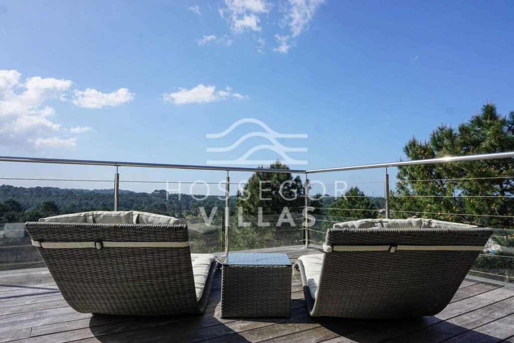 Villa Zopopa – 5 chambres – 10 voyageurs – 250 m²