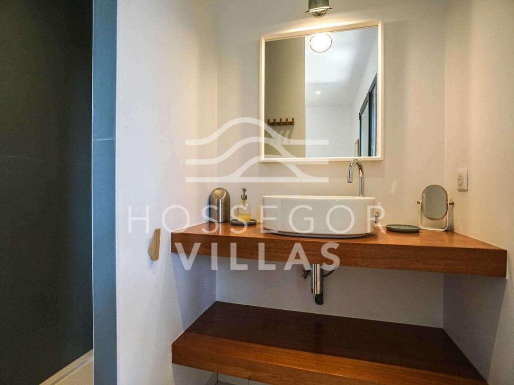 Villa “Landifornia” – 4 chambres – 8 voyageurs – 210 m²