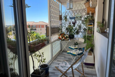 Charmant T3 LUMINEUX en DERNIER ETAGE avec TERRASSE – 4 pièces – 2 chambres – 64.5 m²