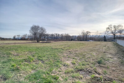 Terrain constructible viabilisé vue Pyrénées à Soumoulou – NR pièces – NR chambres – 607 m²