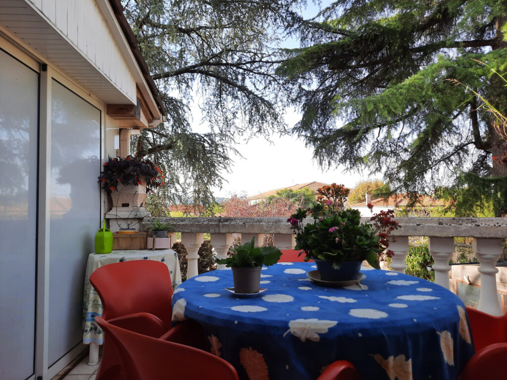 MAISON 10 Pièces 220m2 FIGEAC