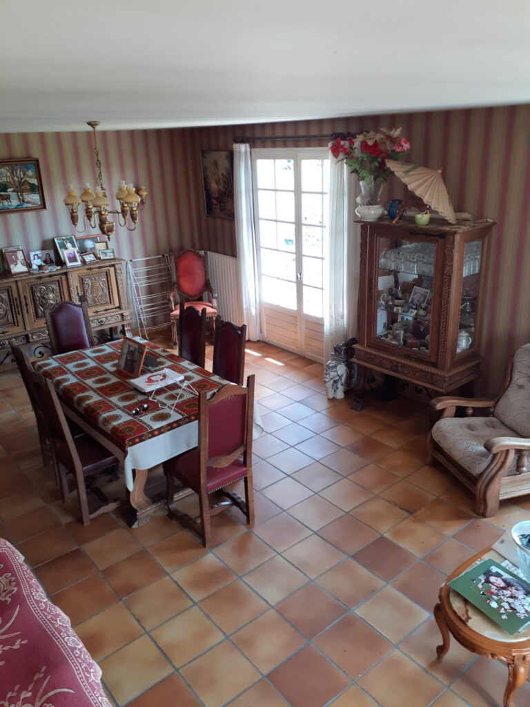 Propriété de famille dans joli village proche de Vichy