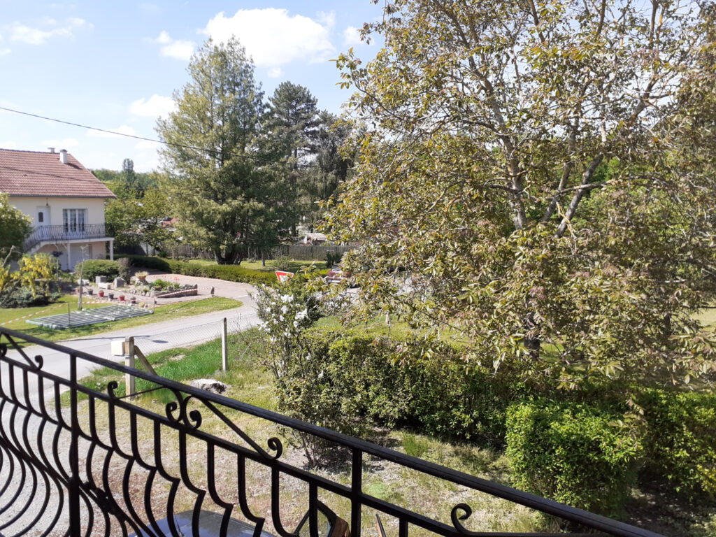 Propriété de famille dans joli village proche de Vichy