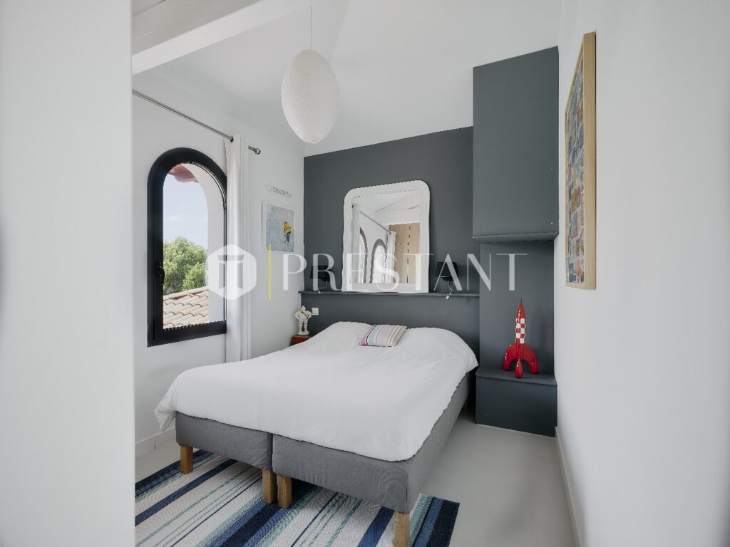 Maison – 6 chambres – 12 voyageurs – 300 m²