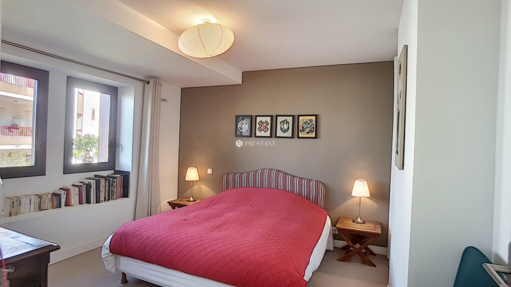 Maison – 6 chambres – 12 voyageurs – 300 m²