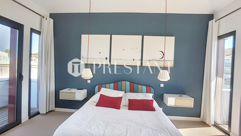 Maison – 6 chambres – 12 voyageurs – 300 m²