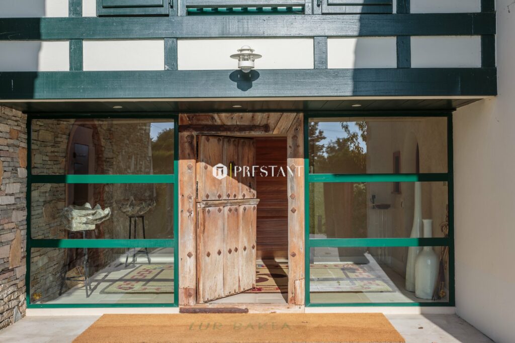 Maison – 6 chambres – 13 voyageurs – 400 m²