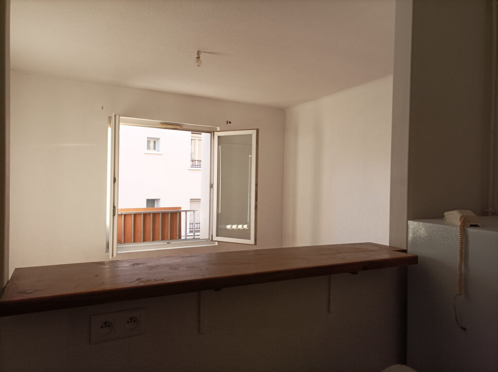 CERET   ENTRE FRONTIERE ESPAGNOLE,  MEDITERRANEE, et CANIGOU – 2 pièces – 1 chambre – 35 m²