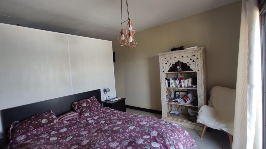 DIRECT IMMOBILIER, LE TAMPON (trois mares) – Maison de 153 m – 5 pièces – 4 chambres – 0.153 m²