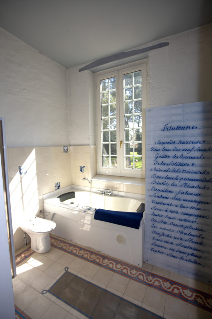  DEMEURE DE PRESTIGE AVEC PISCINE AU COEUR DES VIGNES!