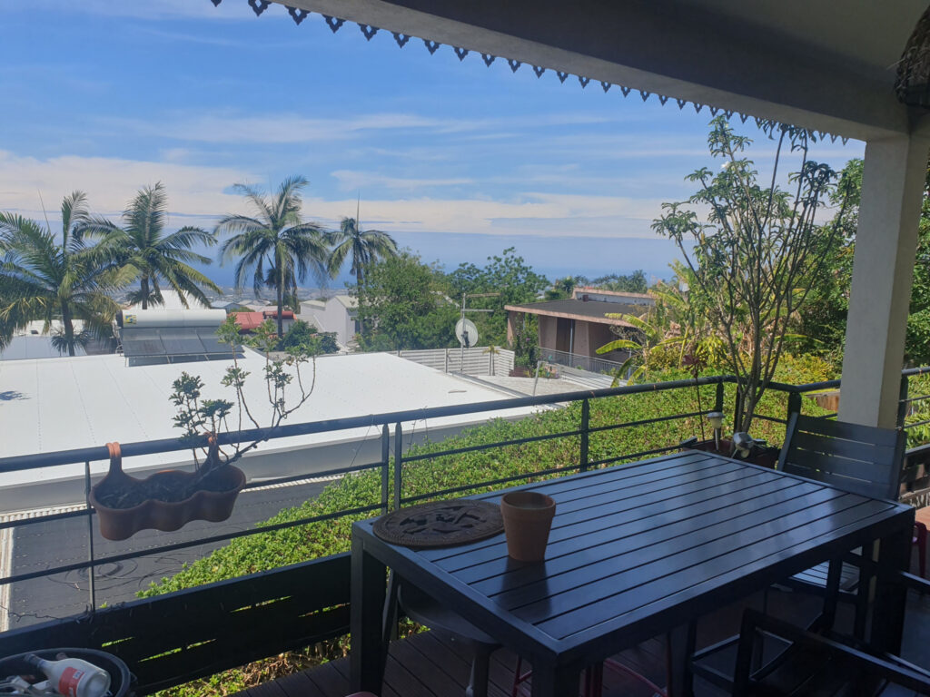 DIRECT IMMOBILIER, LE TAMPON (trois mares) – Maison de 153 m – 5 pièces – 4 chambres – 0.153 m²