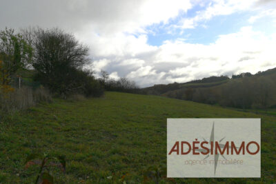 Terrain de 1200m2 avec vue sur les Pyrénées – NR pièces – NR chambres – 1200 m²