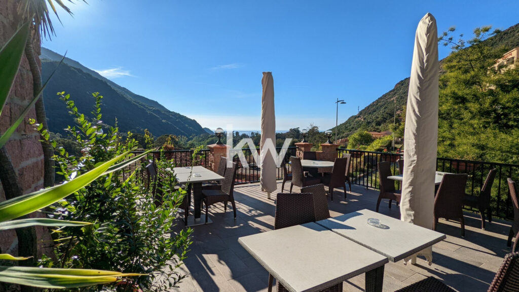 PORTO OTA ensemble provençal 904m2 vue mer, belles prestatio – 1 pièce – 1 chambre – 904 m²