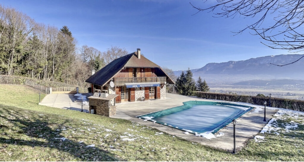 Bourget-Du-Lac Maison de 297m2 – 8 pièces – 6 chambres – 297 m²