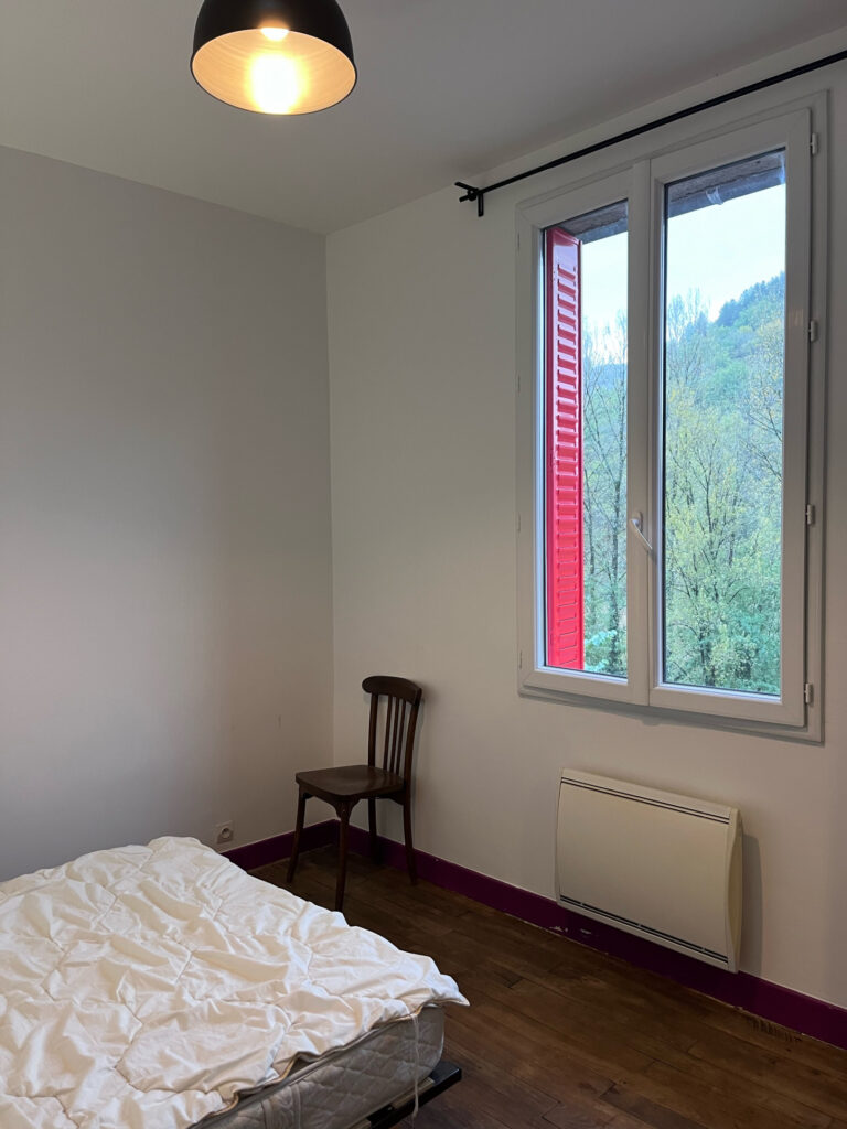 Ensemble de charme à rénover – 5 pièces – 2 chambres – 170 m²