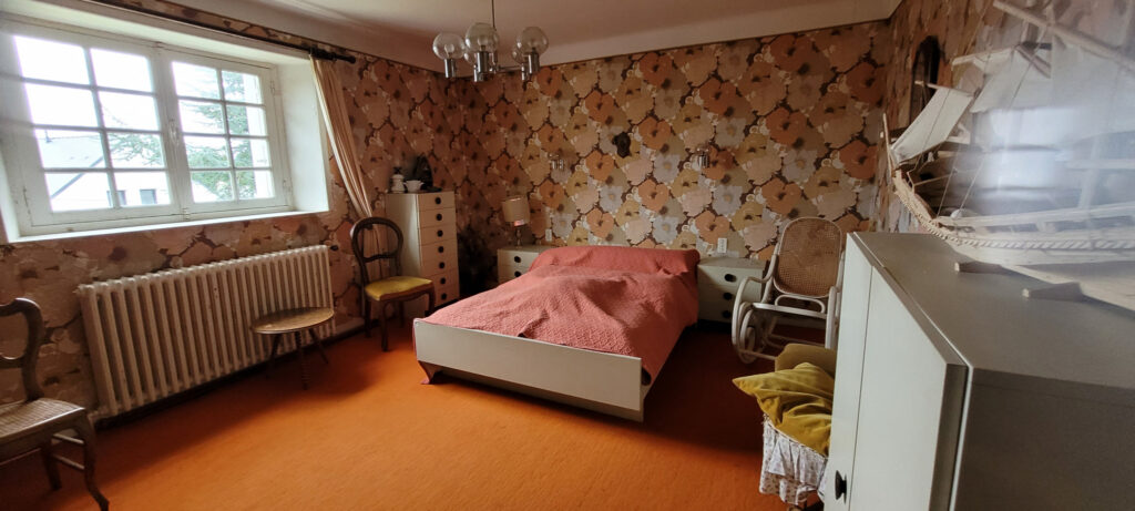 MAISON 151 M2, TERRAIN 1200 M2, VUE BAIE DE PAIMPOL Sur la c – 6 pièces – 5 chambres – 151 m²