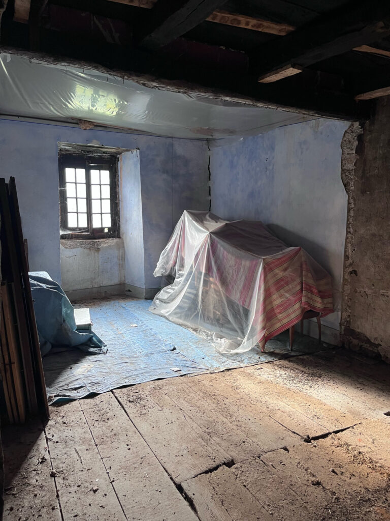 Ensemble de charme à rénover – 5 pièces – 2 chambres – 170 m²