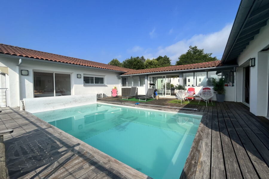 Maison à vendre à Saint-pée-sur-nivelle