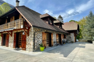 Bourget-Du-Lac Maison de 297m2 – 8 pièces – 6 chambres – 297 m²