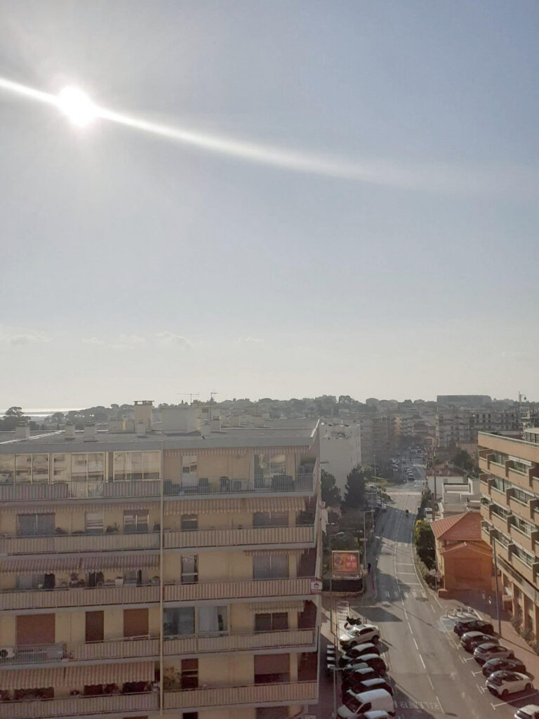 Le Cannet Quariter Maurice Jean Pierre T2  Vue dégagée ,Mer – 2 pièces – 1 chambre – 45.9 m²