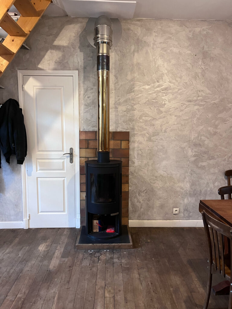 Ensemble de charme à rénover – 5 pièces – 2 chambres – 170 m²