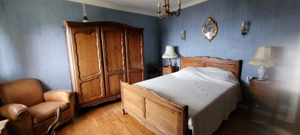 MAISON 151 M2, TERRAIN 1200 M2, VUE BAIE DE PAIMPOL Sur la c – 6 pièces – 5 chambres – 151 m²