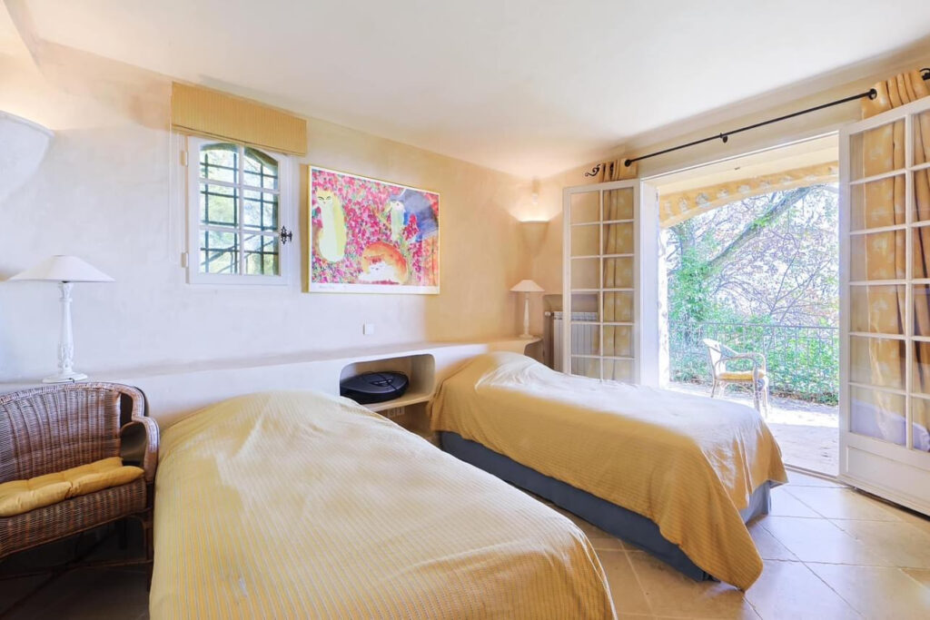 Luxueuse villa provençale avec vue mer panoramique à Cabris – 11 pièces – 5 chambres – 381 m²