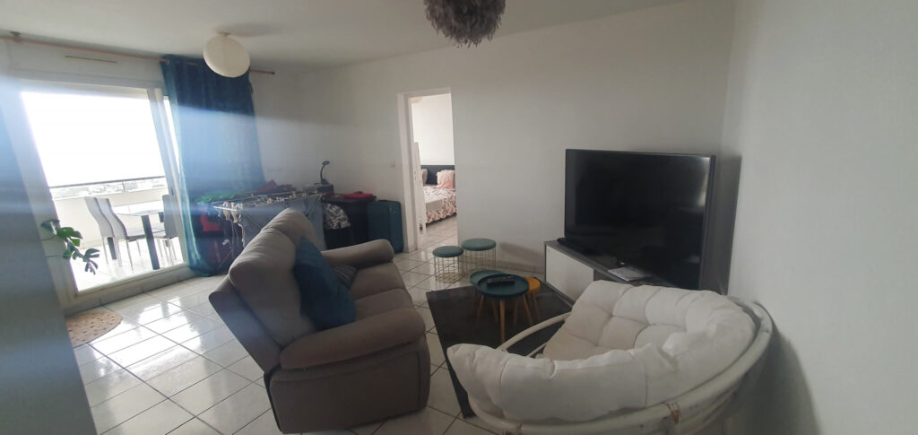 Direct immobilier, à vendre Appartement T2 de 57 m2, Saint-D – 2 pièces – 1 chambre – 46.23 m²