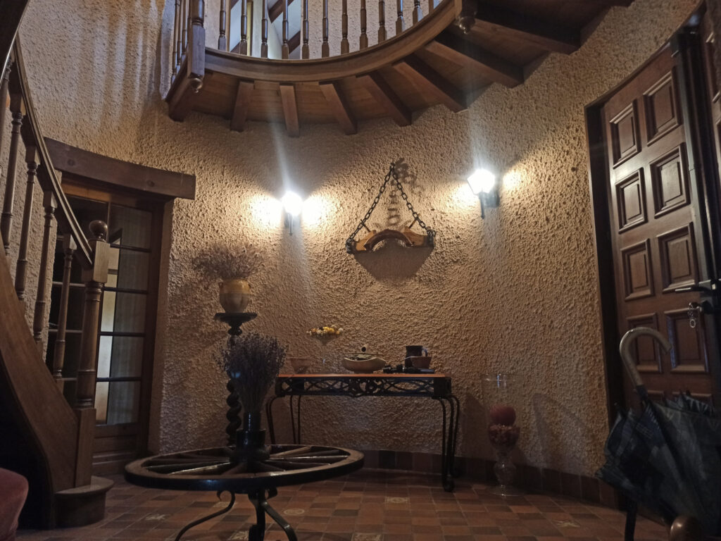 Belle demeure de 205m2 offrant un point de vue exceptionnel – 8 pièces – 5 chambres – 205 m²