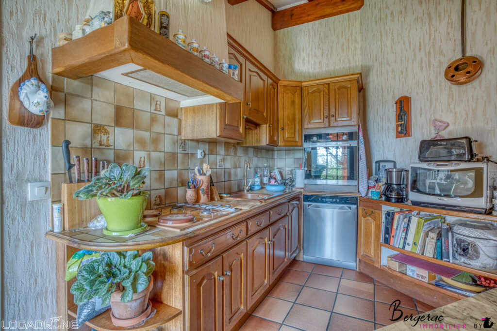 Belle demeure de 205m2 offrant un point de vue exceptionnel – 8 pièces – 5 chambres – 205 m²