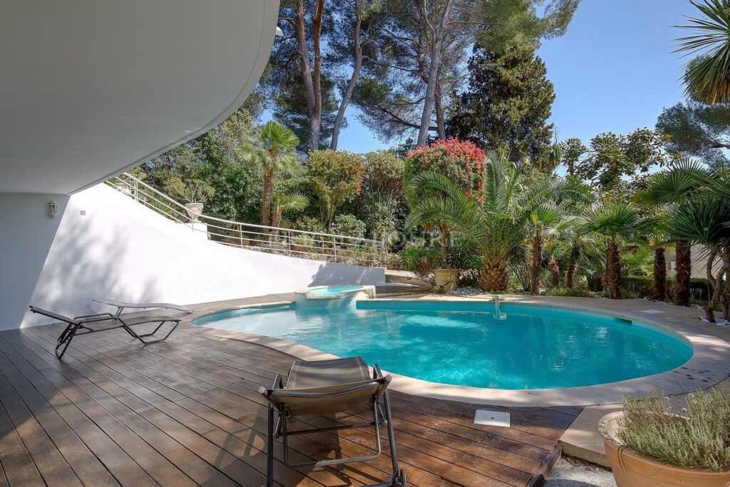 VILLA CANNES – BASSE CALIFORNIE – – 6 pièces – 4 chambres – 180 m²