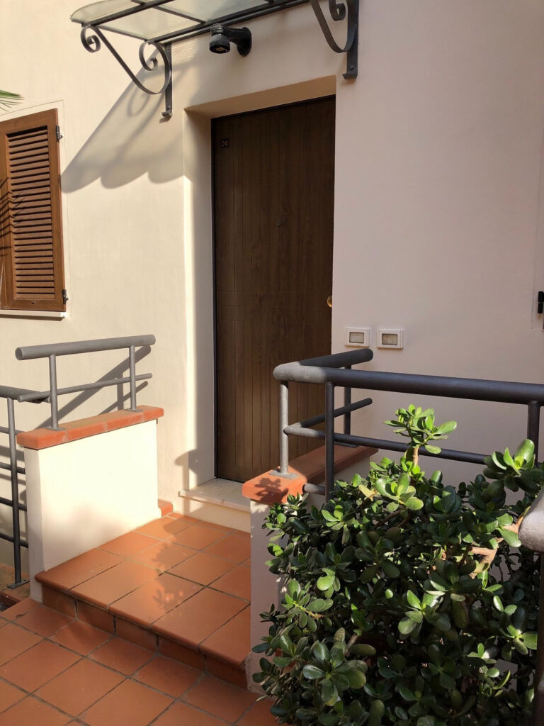 Appartement  Roquebrune-Cap-Martin 2 pièces, terrasse, resid – 2 pièces – 1 chambre – 39 m²