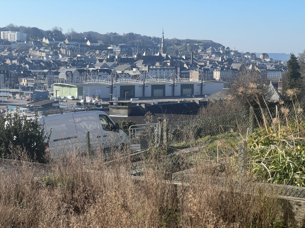 A vendre maison d’habitation vue port, T4 , double garage, j – 4 pièces – 3 chambres – 103 m²