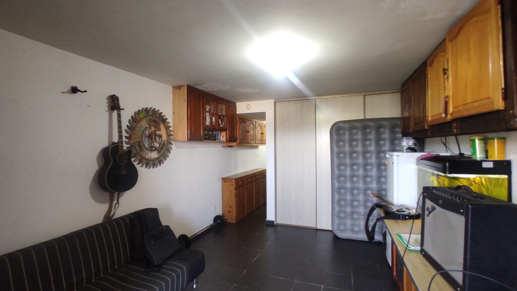 Au TAMPON 11ème km appartement T1 en vente à 66 000EUR – 1 pièce – 1 chambre – 25.37 m²