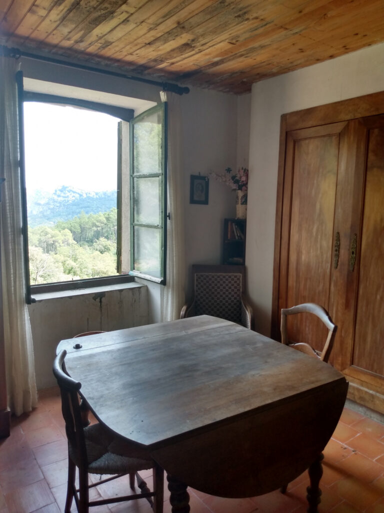 Authentique mas en pierre avec vue sur le massif Cévenol – 13 pièces – 3 chambres – 400 m²