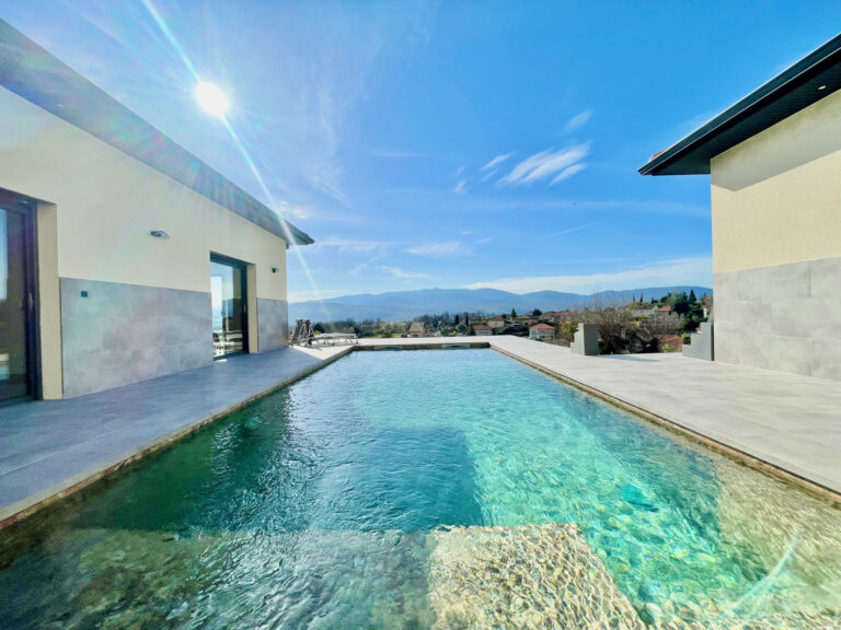 VILLA DE PRESTIGE – 6 pièces – 4 chambres – 273 m²