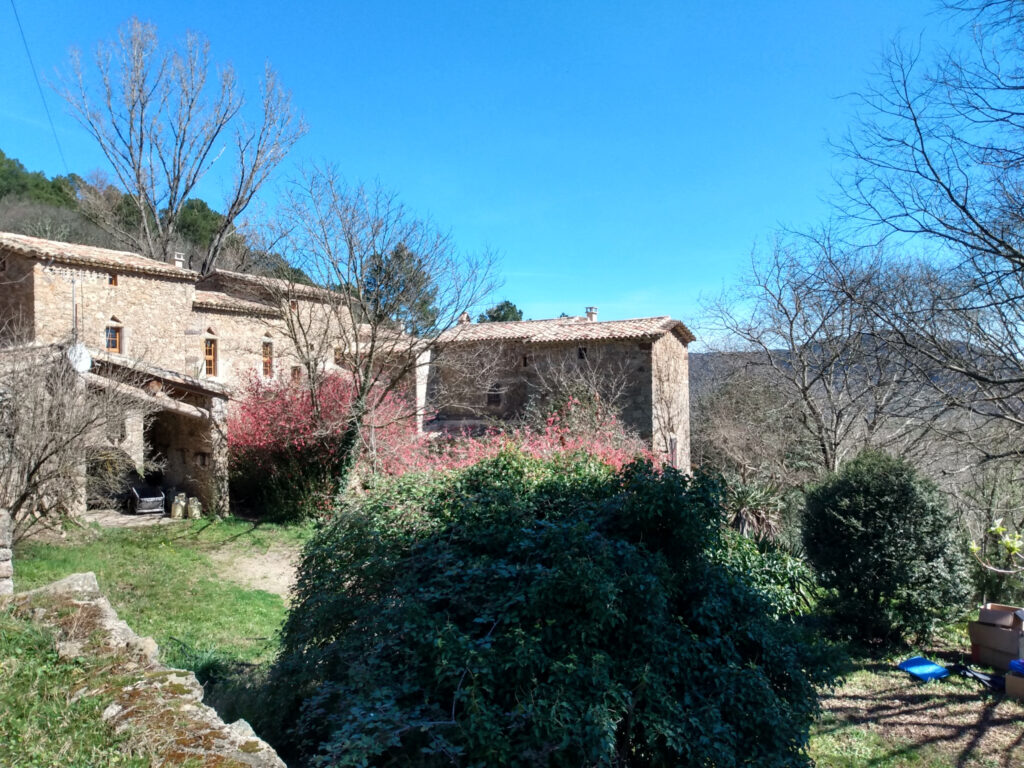 Authentique mas en pierre avec vue sur le massif Cévenol – 13 pièces – 3 chambres – 400 m²