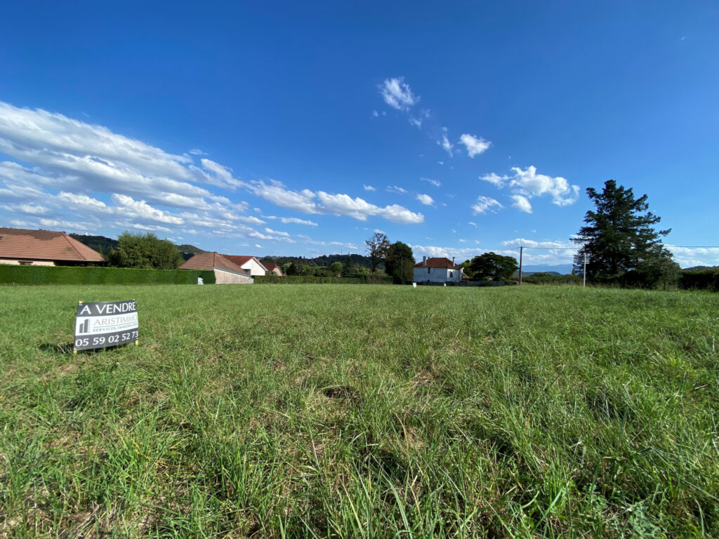 Monein, proche centre