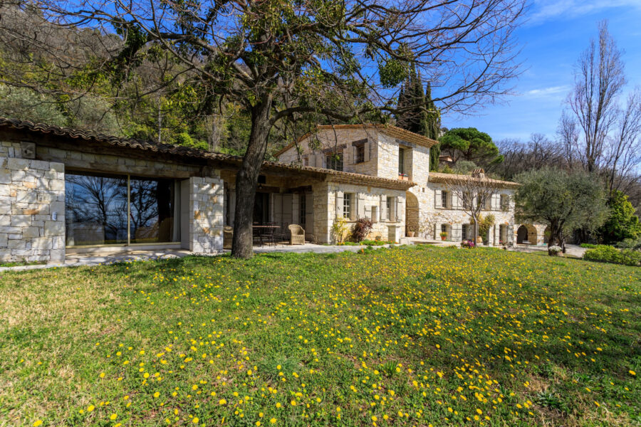 Maison à vendre à Valbonne
